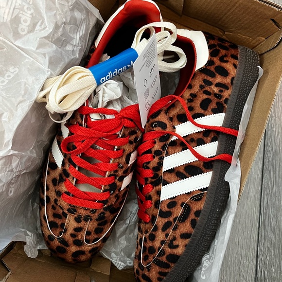 Adidas Samba OG - Brown/Red Cheetah 🐆 - Picture 5 of 9